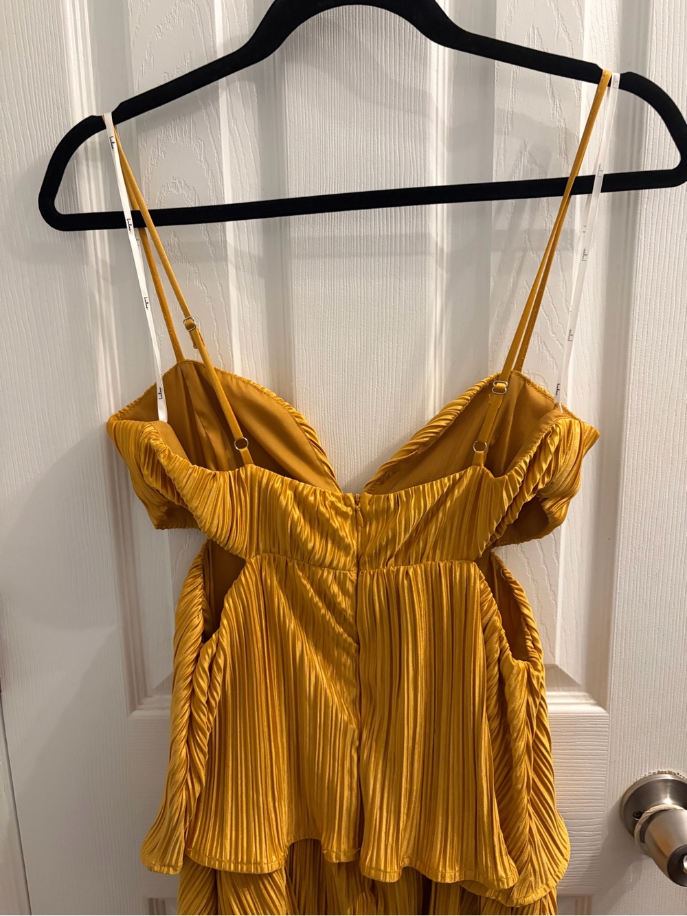 Lulu's Women’s Marigold Tiered Pleated Maxi Wedding Guest Dress Small - Picture 8 of 15